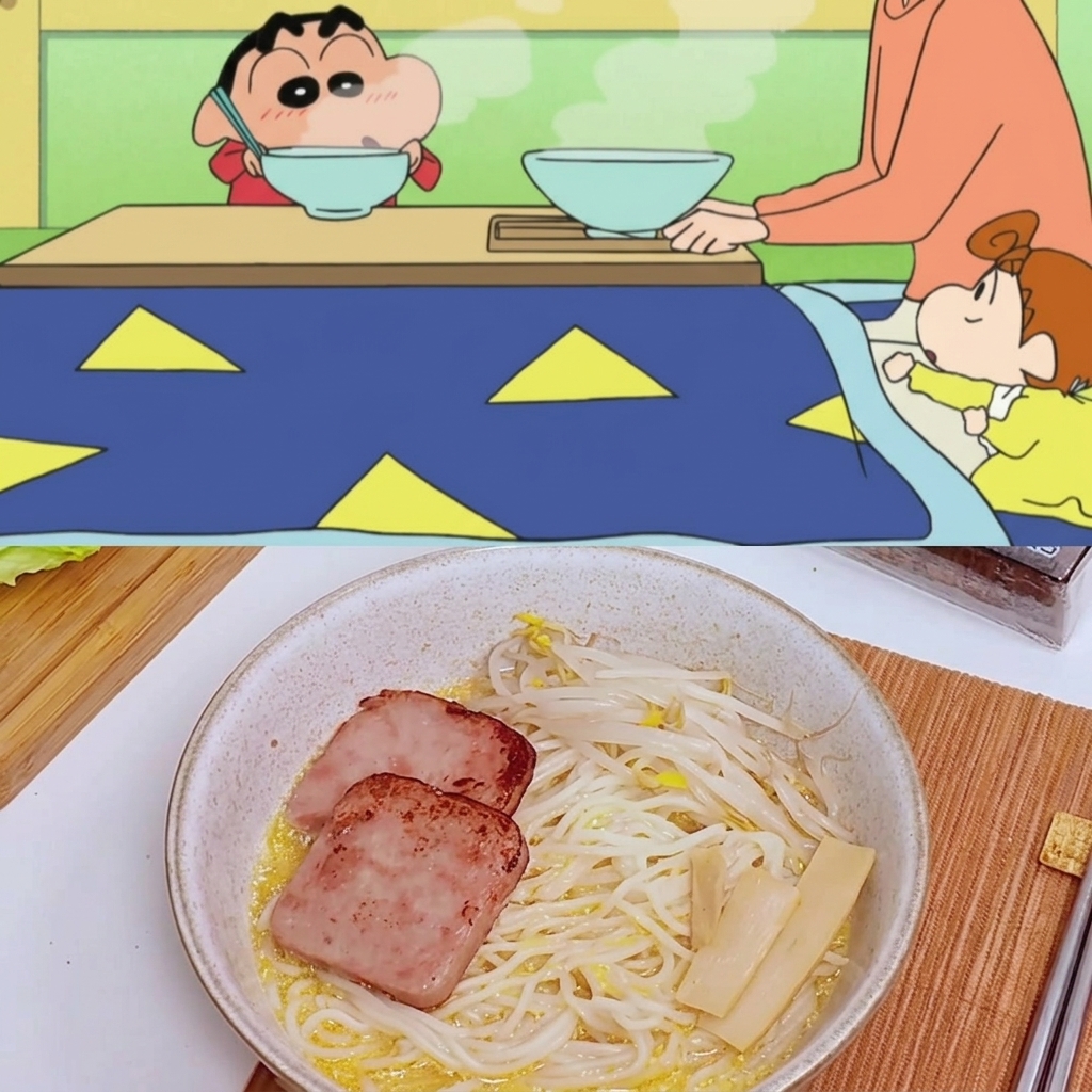 Un bol de ramen decorado con luncheon meat, brotes de bambú, granos de maíz y un toque de mantequilla derritiéndose en la sopa.