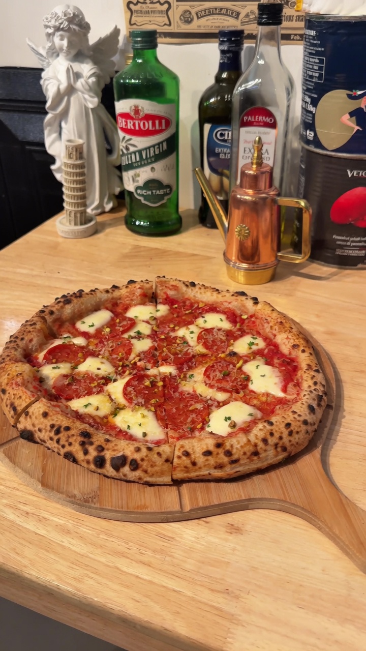 Pizza Artesanal de Salami Picante
