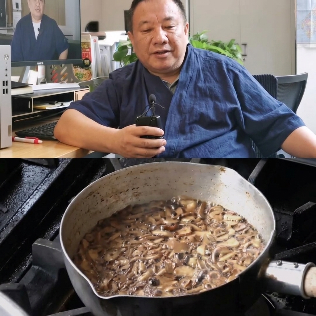Una olla de metal con rodajas finas de ajo friéndose en aceite, mientras se usa un colador para retirar la porción que se ha vuelto marrón oscura.